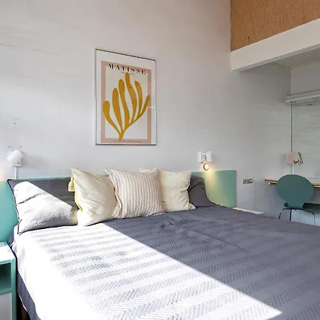 4 Star In Vaeggerlose Semesterbostad